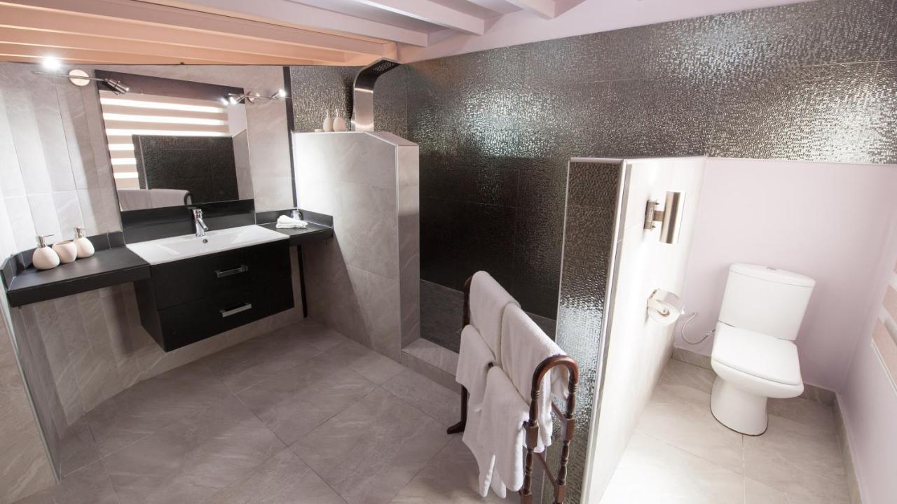 Residence Hoteliere Du Phare 리브르빌 외부 사진