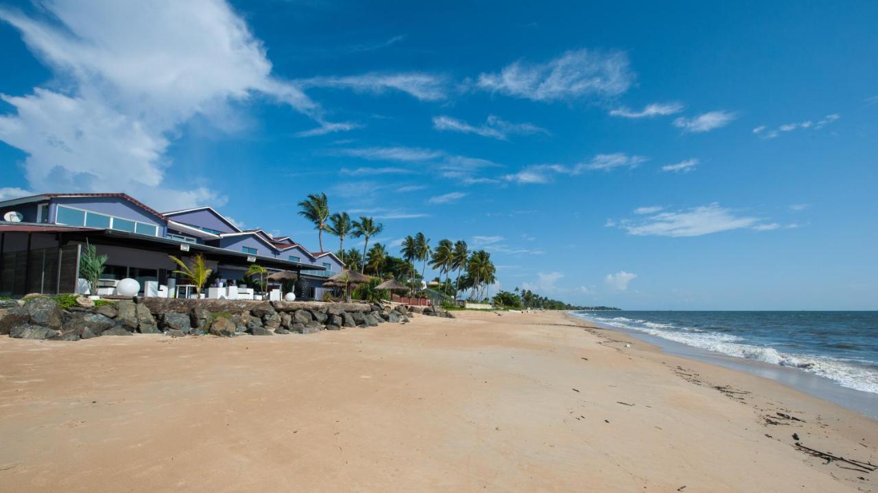 Residence Hoteliere Du Phare 리브르빌 외부 사진